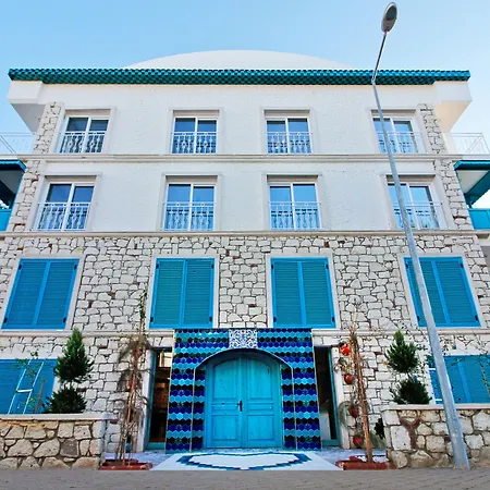 Ξενοδοχείο Dam Lara 3*