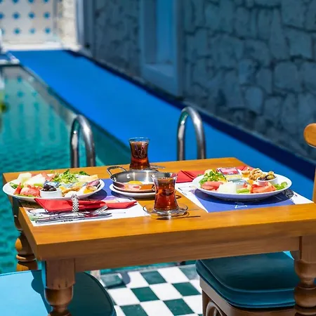 Dam Lara Hotel